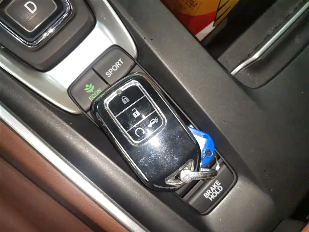Honda Inspire - фото 17