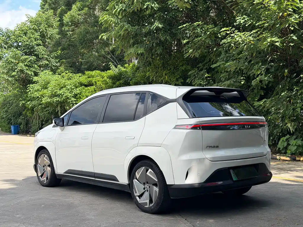 Hycan Z03 2022 620km 160kW 76.8kWh