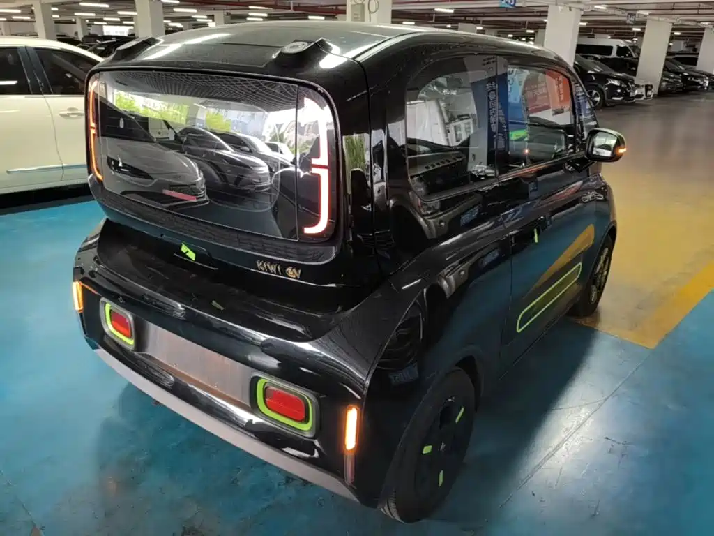 Baojun KiWi EV — миниатюра 7