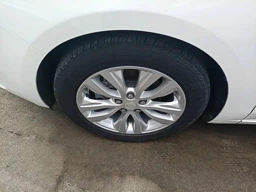 Buick Excelle — миниатюра 23