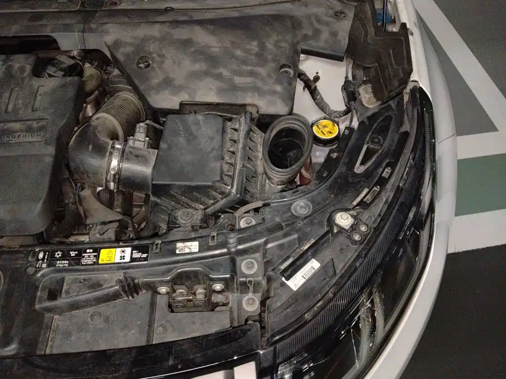 Land Rover Discovery Sport Hybrid — миниатюра 20