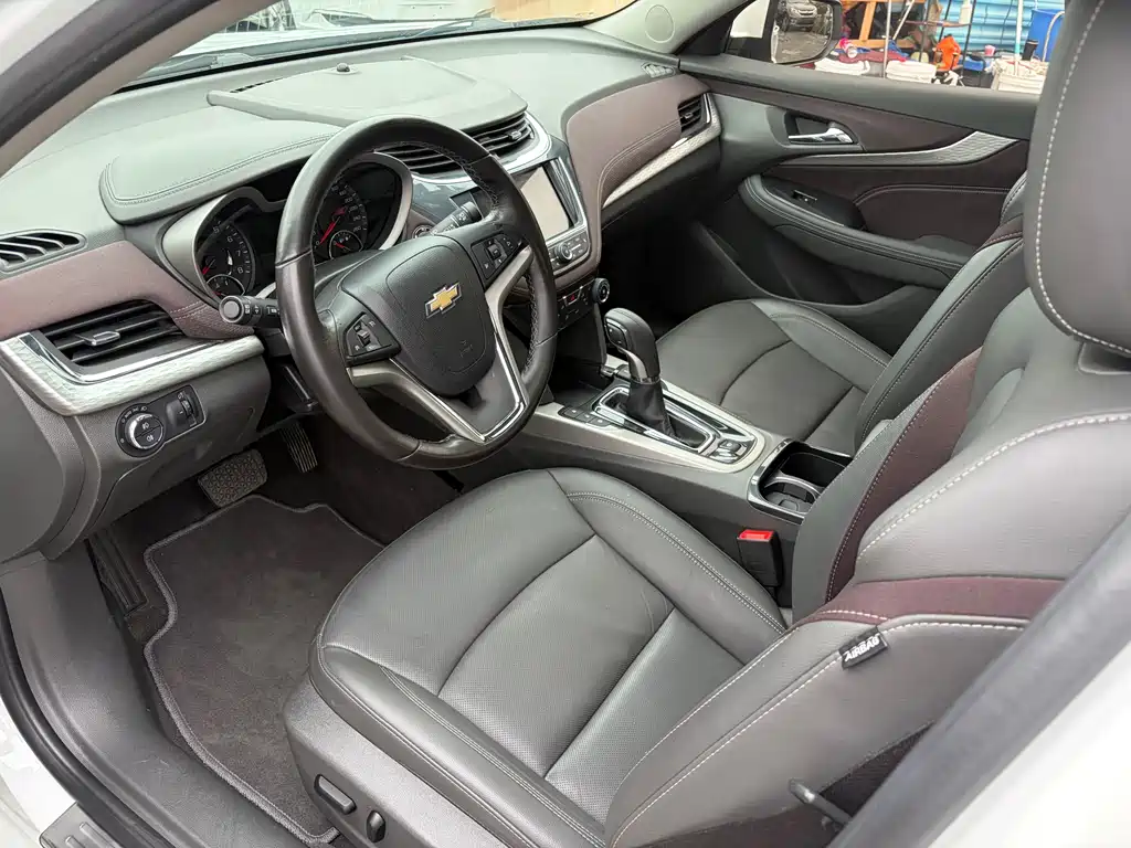 Chevrolet Malibu 2017 1.5T AT Luxury