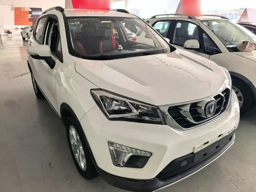 Changan CS15 — миниатюра 4