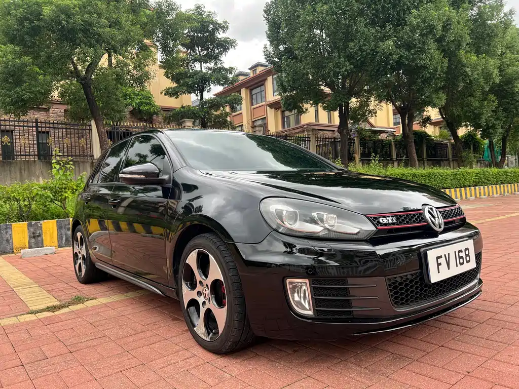 Volkswagen Golf GTI — миниатюра 3
