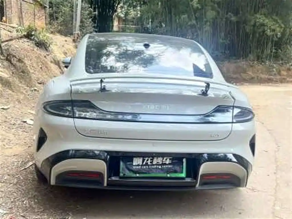 XIAOMI CAR XIAOMI SU7