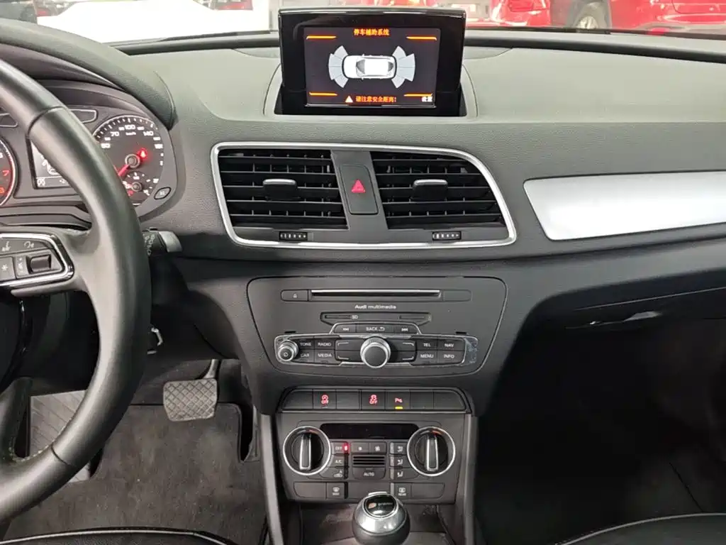 Audi Q3 — миниатюра 13