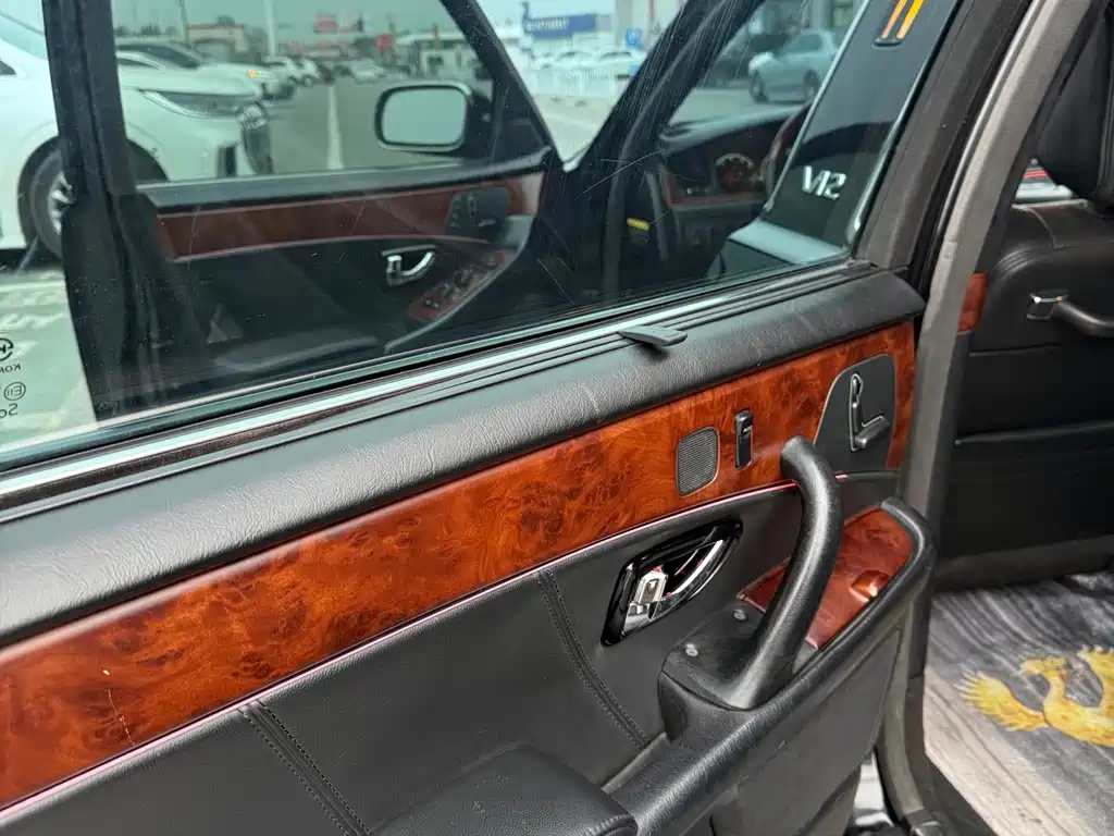 Hyundai Equus — миниатюра 15