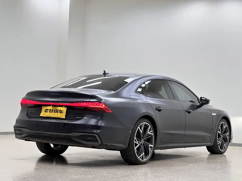 Audi A7L 2024 45 TFSI quattro