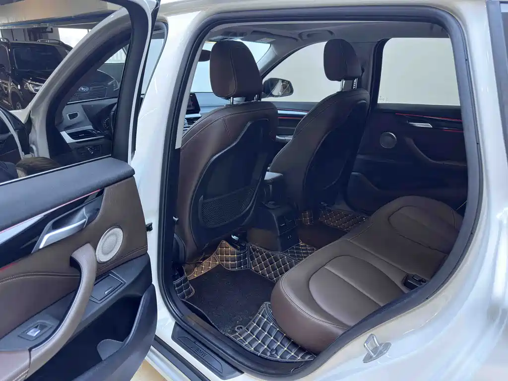 BMW X1 — миниатюра 19