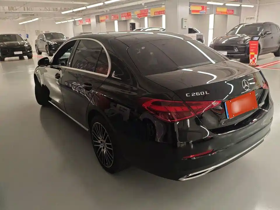 Mercedes-Benz C-Class — миниатюра 7
