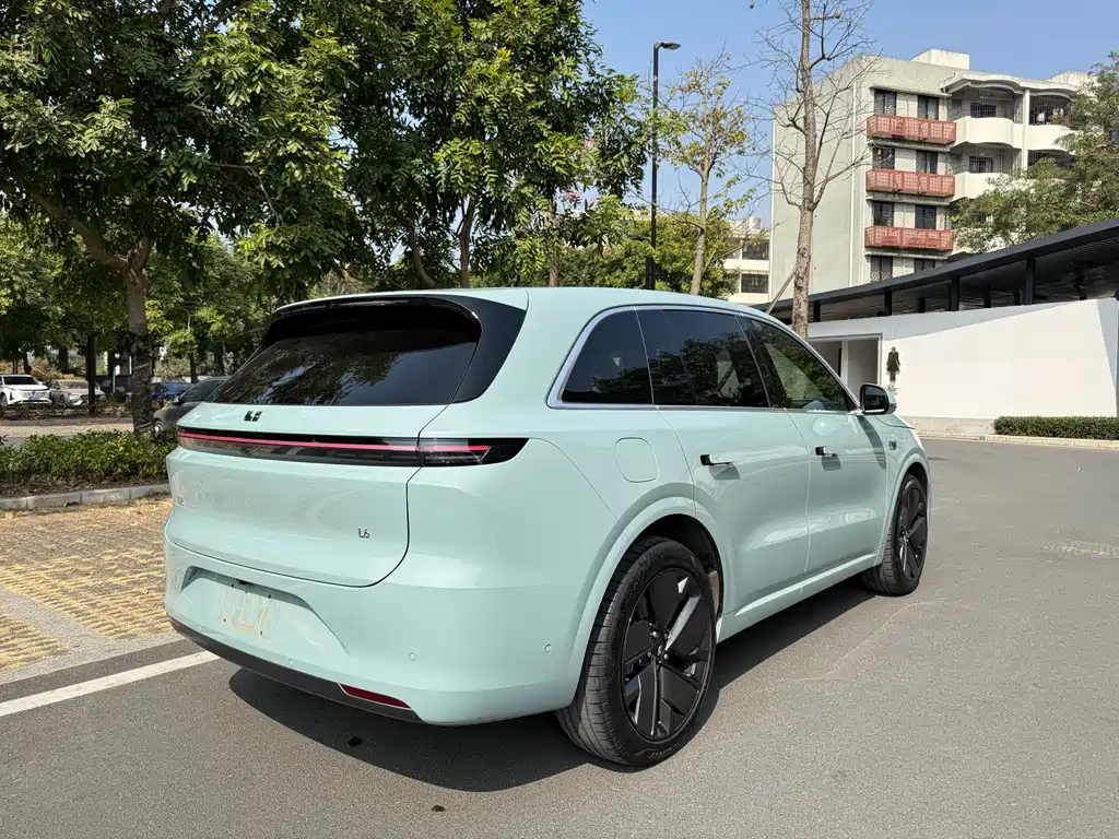 Li Auto IDEAL L6