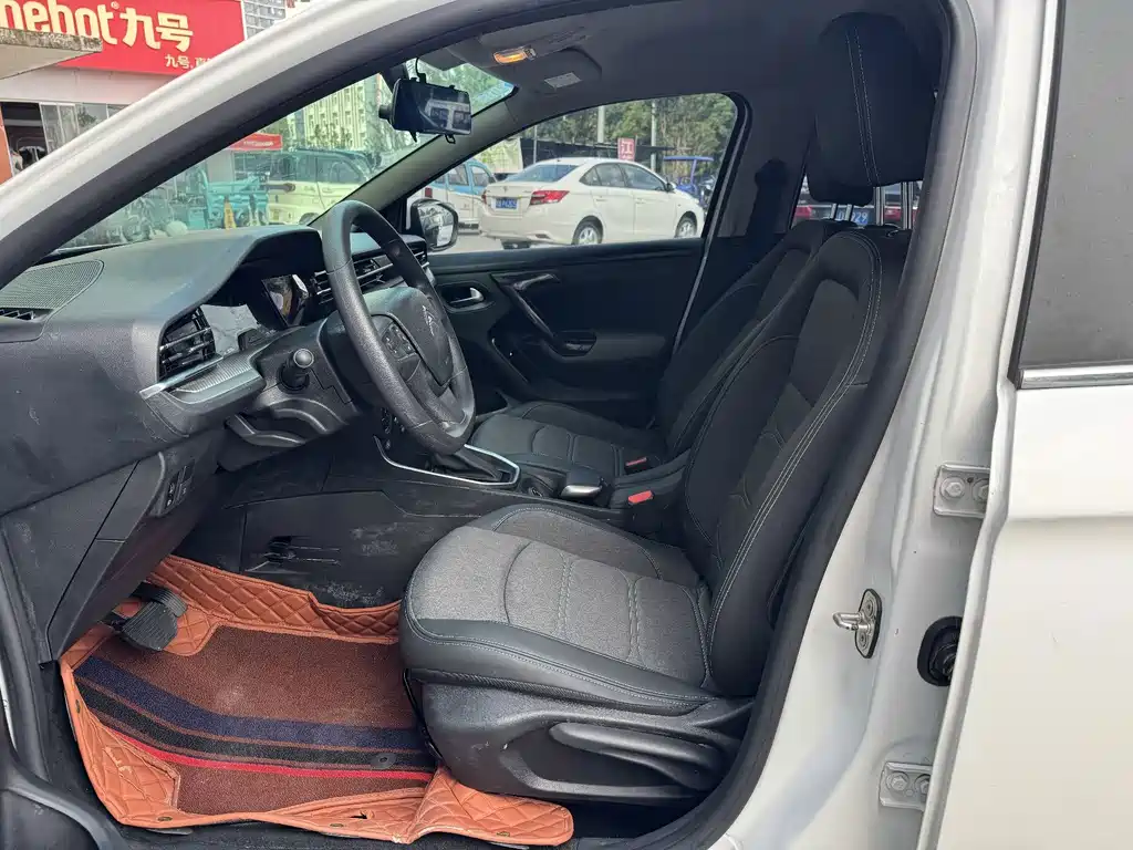 Citroen C3-XR - фото 10