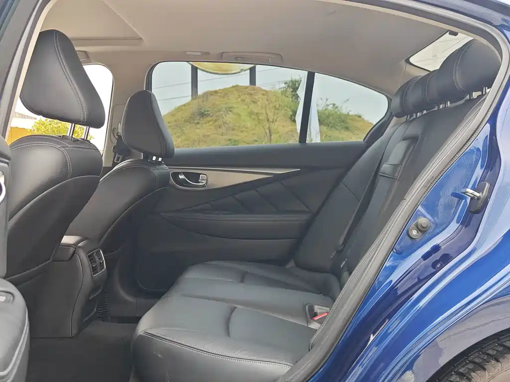 Infiniti Q50L — миниатюра 8
