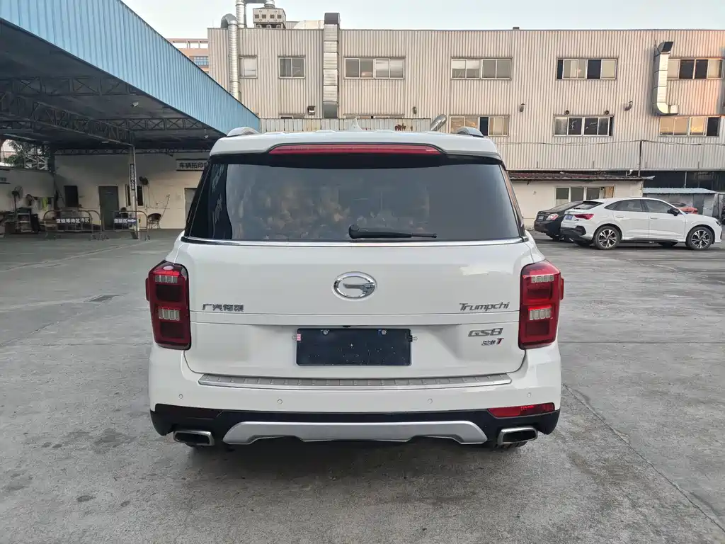 GAC TRUMPCHI GS8