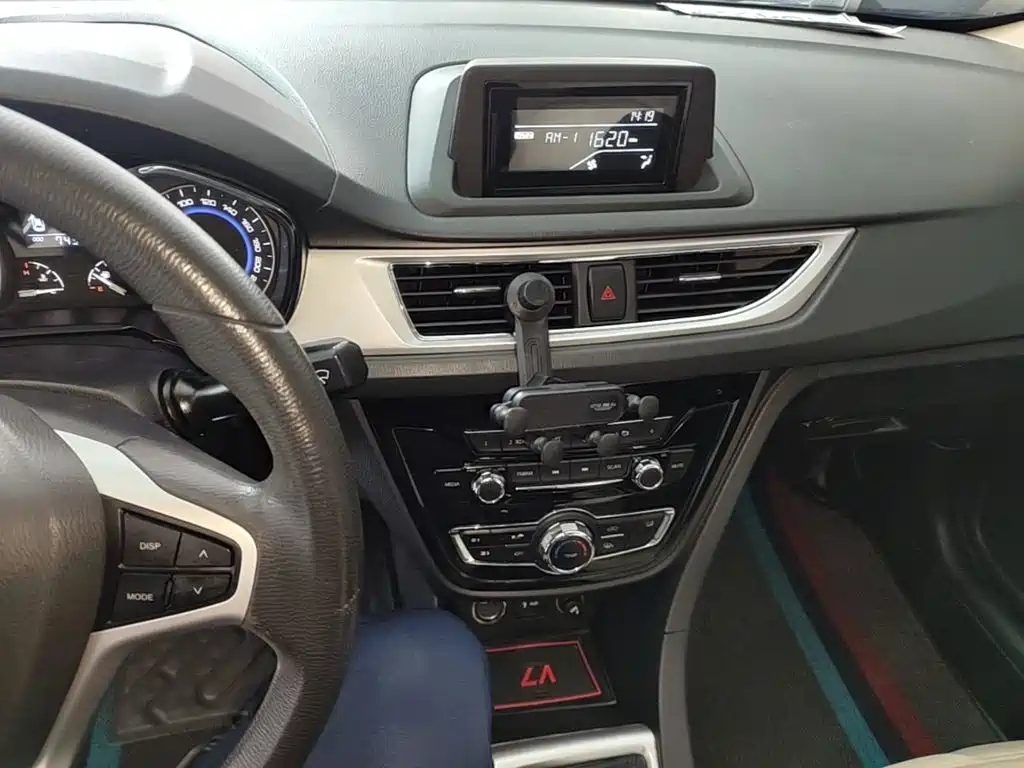 Changan V7 — миниатюра 13