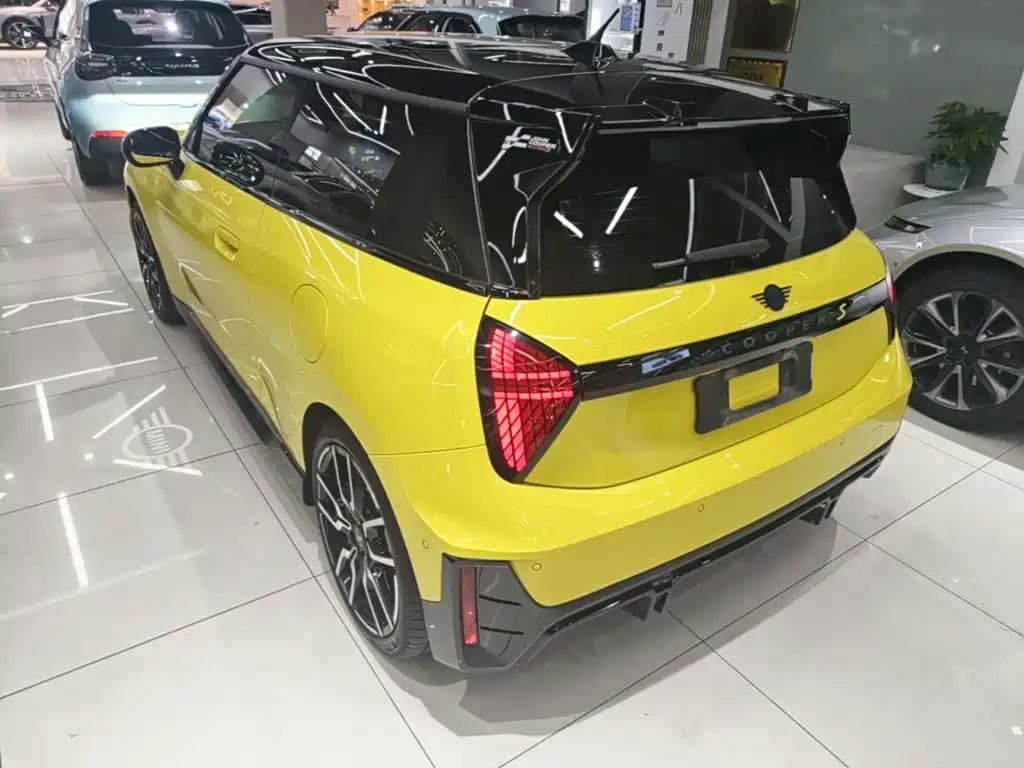 MINI MINI COOPER EV — миниатюра 5