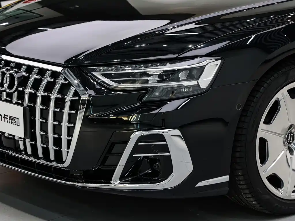 Audi A8 — миниатюра 8