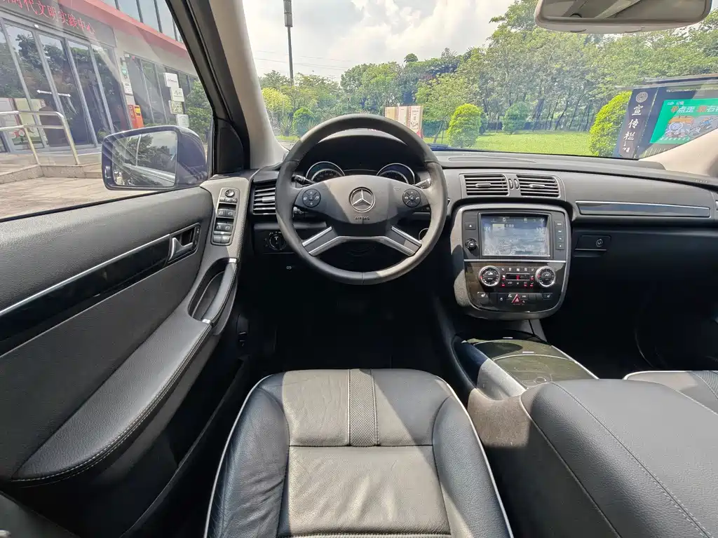 Mercedes-Benz R-Class — миниатюра 8