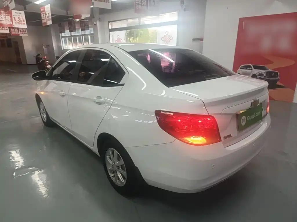 Chevrolet Sail — миниатюра 5