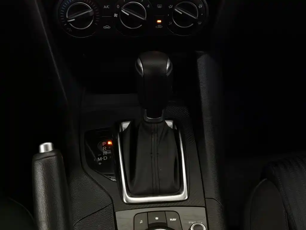 Mazda 3 Axela — миниатюра 13