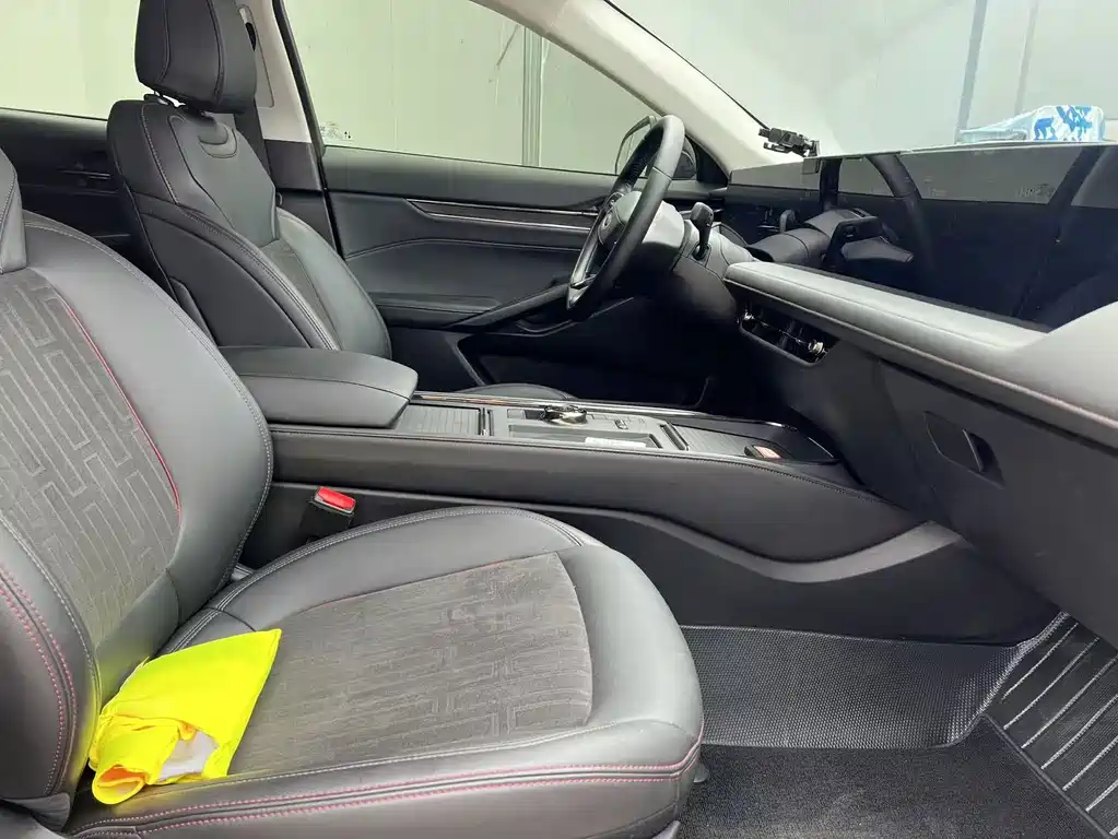 Ford Mondeo — миниатюра 11