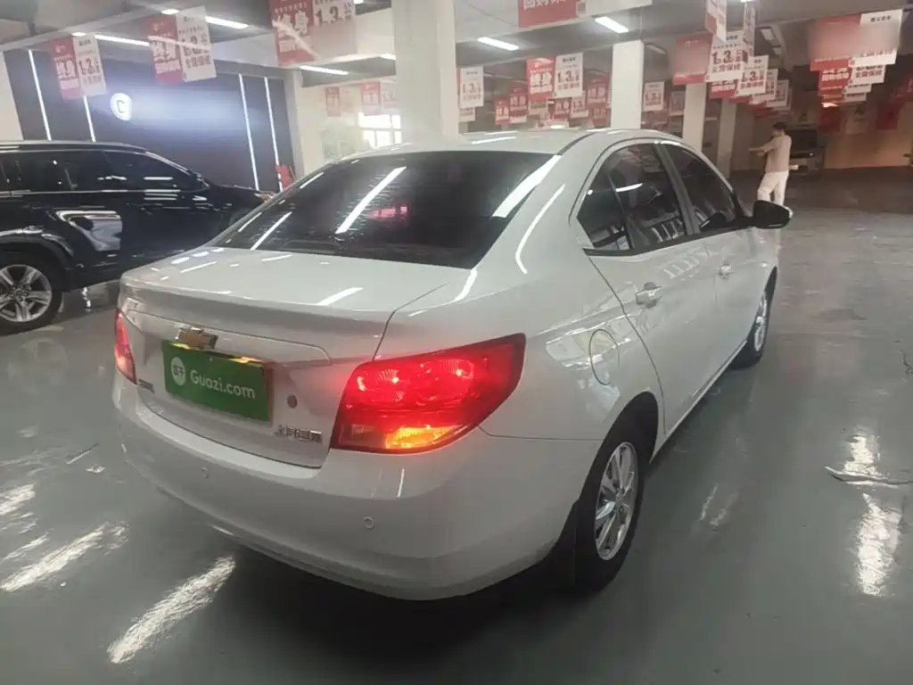 Chevrolet Sail — миниатюра 7