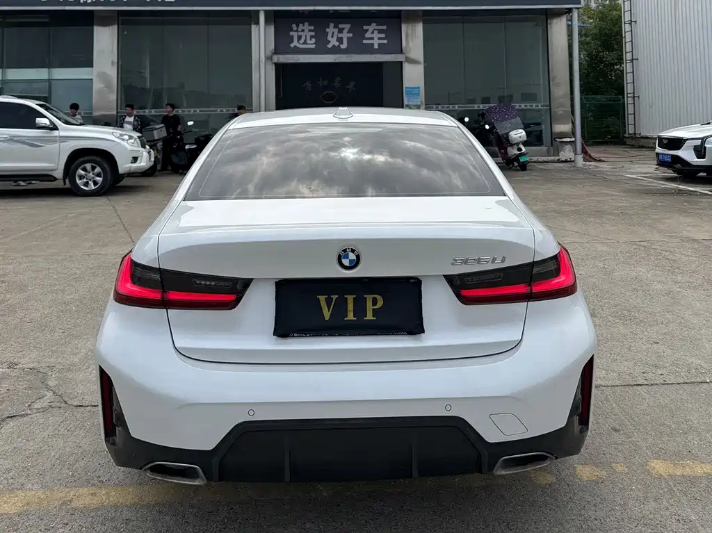 BMW 3 Series — миниатюра 4