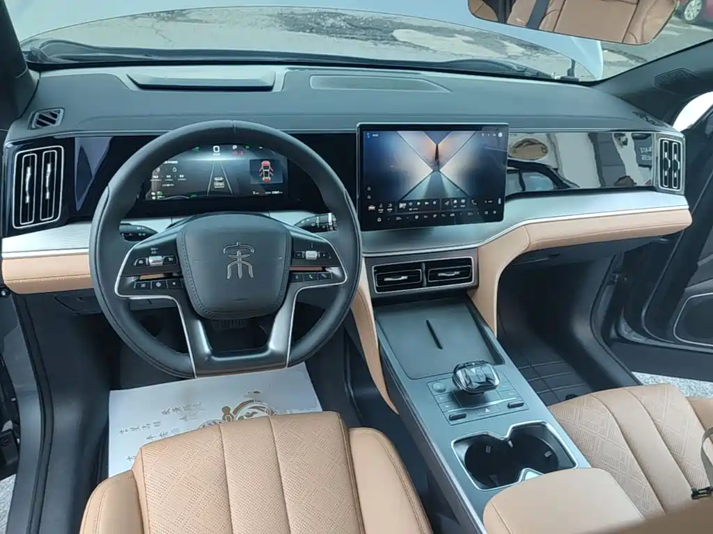 BYD L DM-i — миниатюра 10
