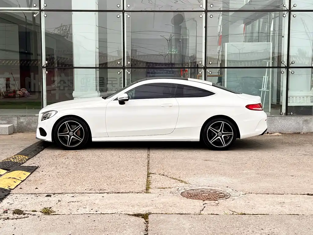 Mercedes-Benz C-Class (Import) — миниатюра 8