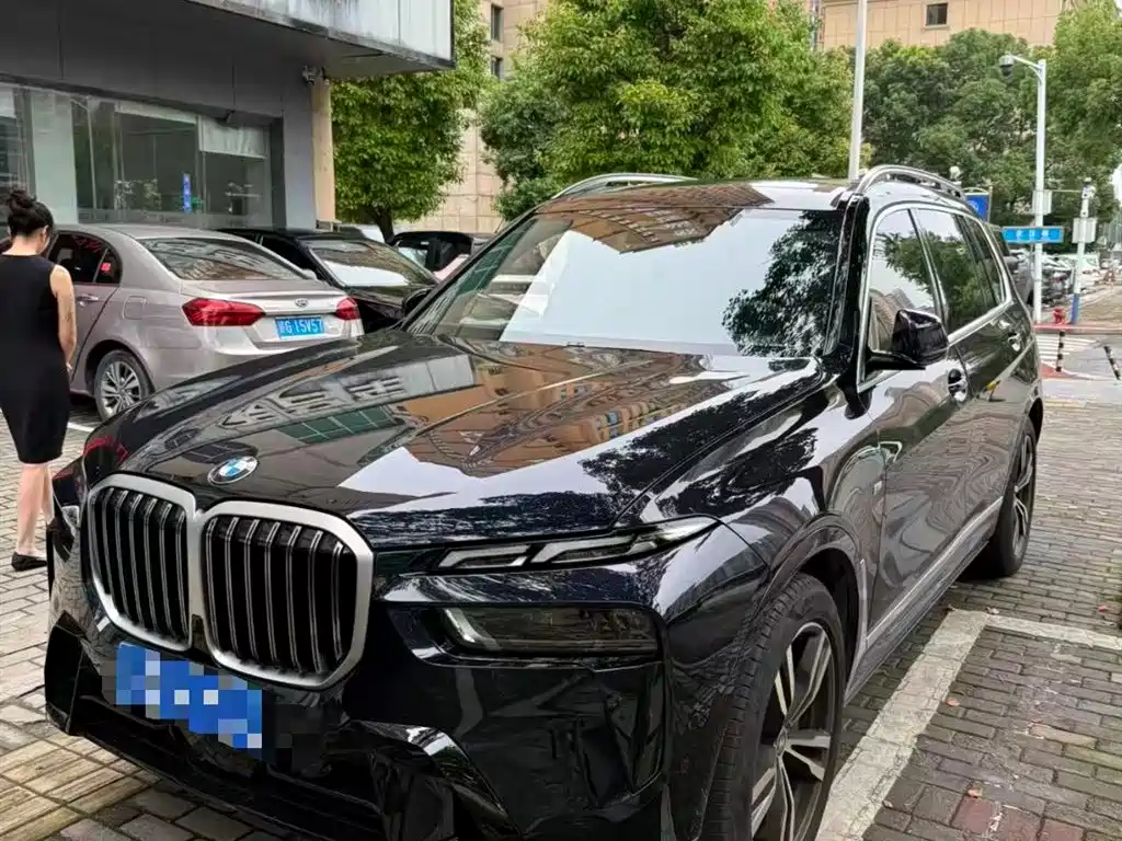 BMW X7 2024 xDrive40i Premium M Sport