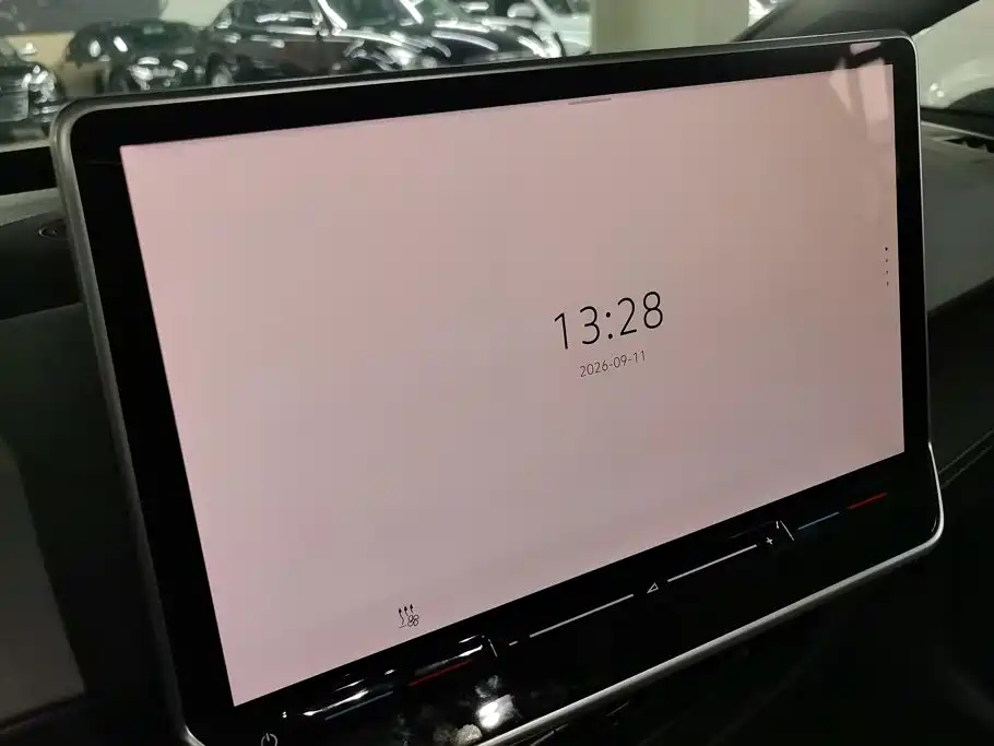 Volkswagen ID.3 — миниатюра 13