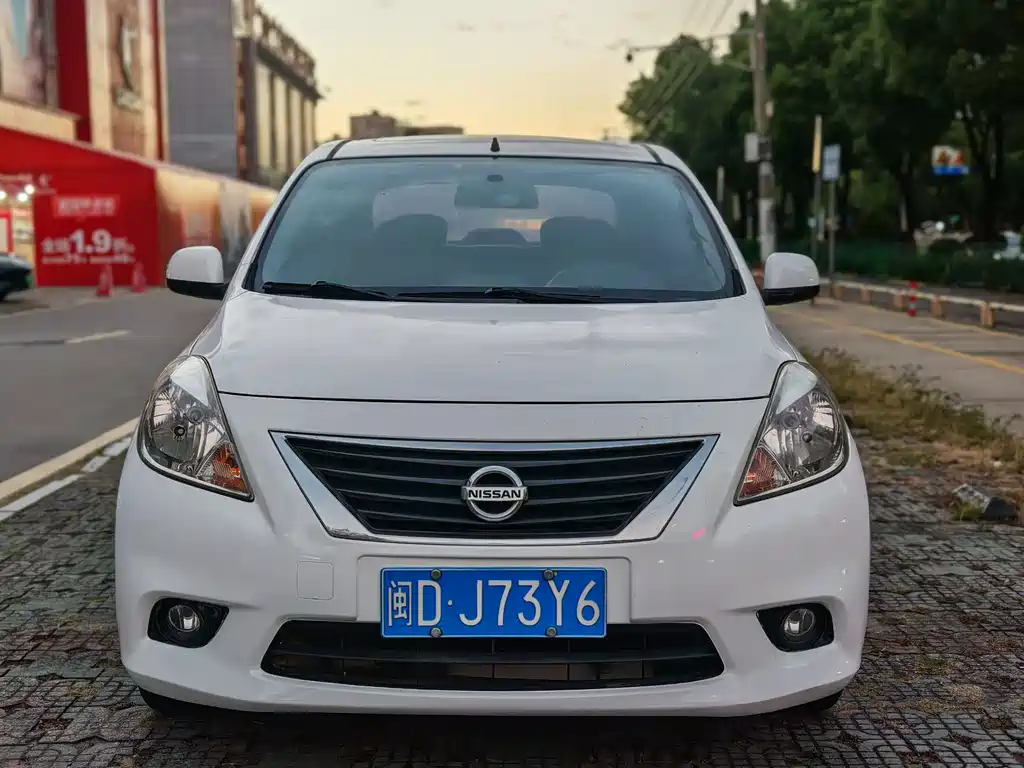 Nissan Sunny — миниатюра 3