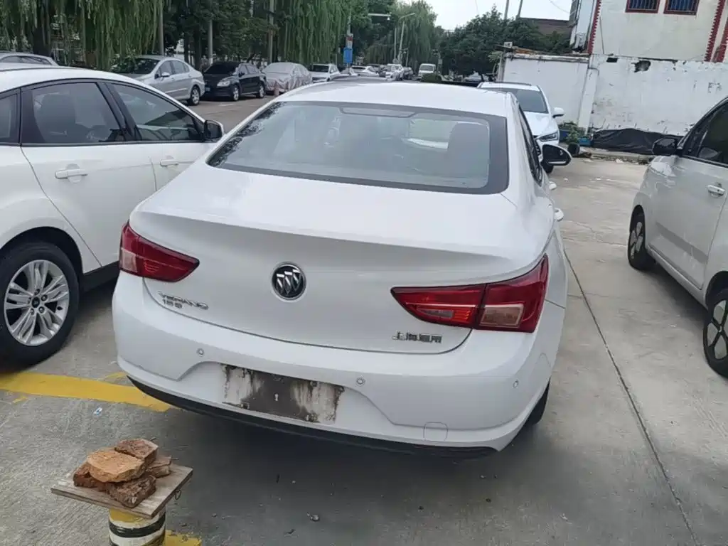 Buick Verano — миниатюра 7
