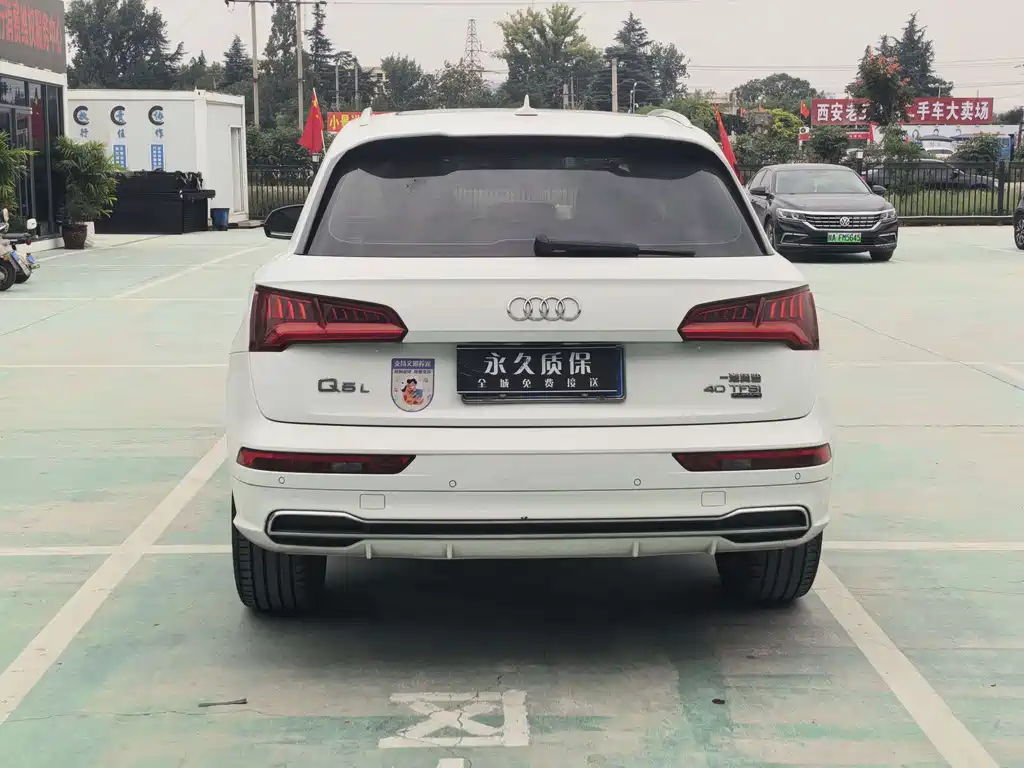 Audi Q5L — миниатюра 6