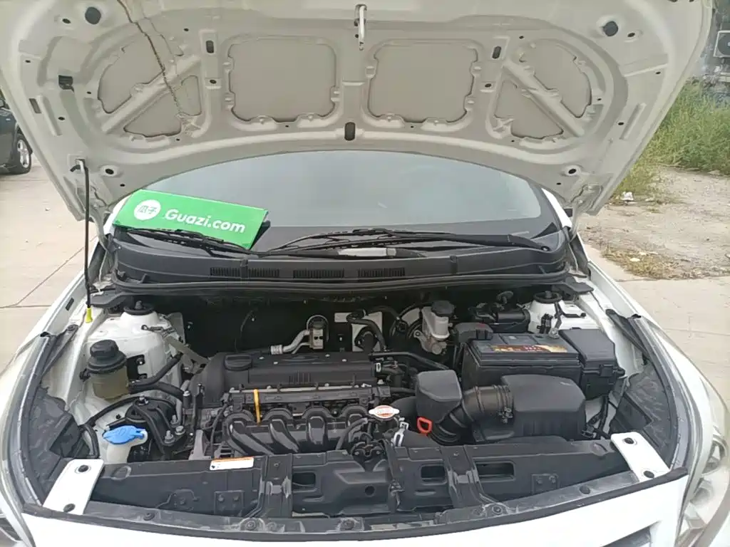 Hyundai Verna — миниатюра 20