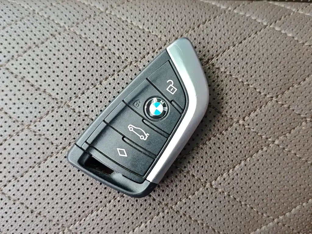 BMW X3 — миниатюра 10