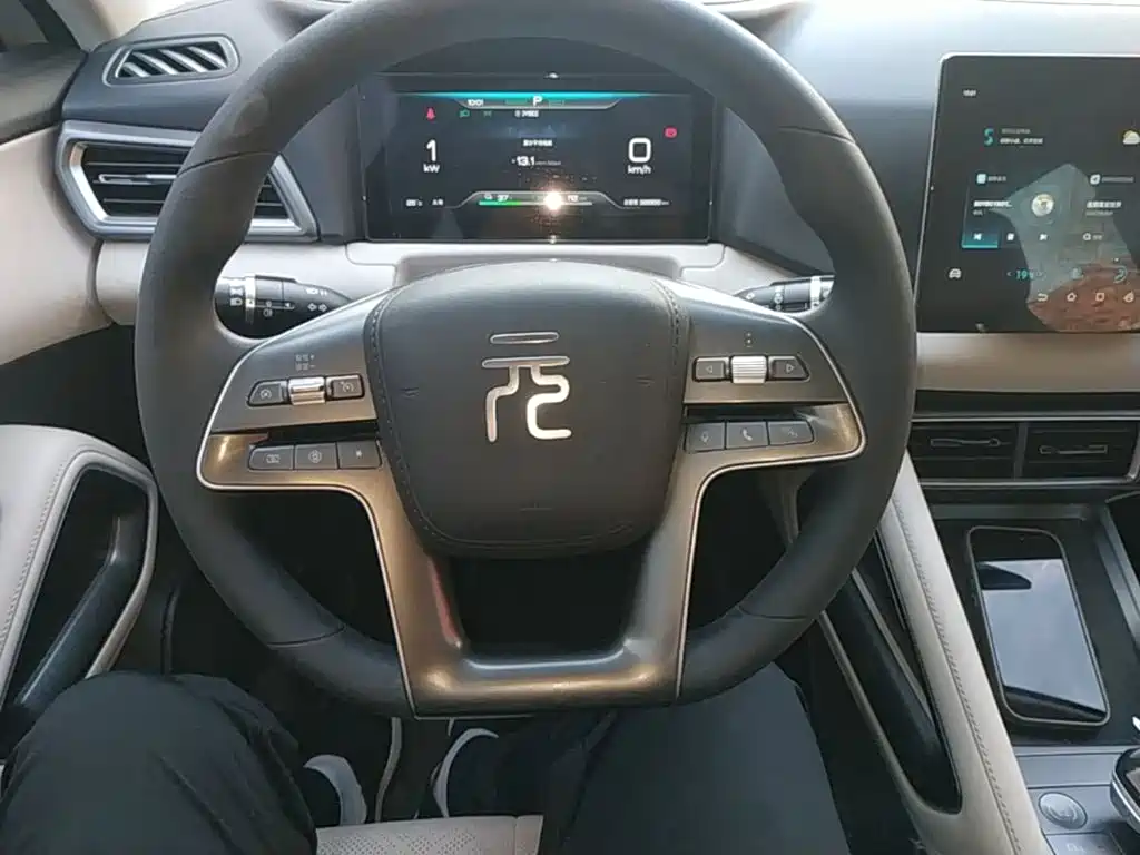 BYD Yuan UP — миниатюра 11