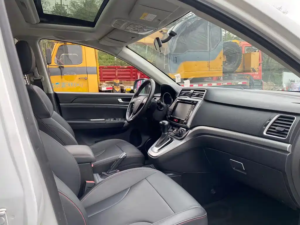 Haval M6 — миниатюра 4