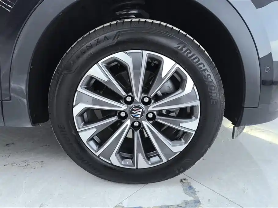 Buick Envision Plus Plus 2025 Plus 28T Platinum