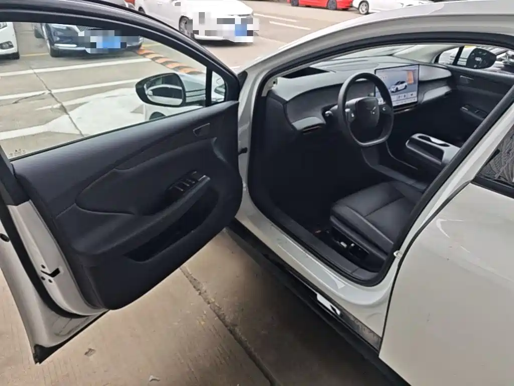 Hongqi Hongqi Tiangong 05 — миниатюра 16