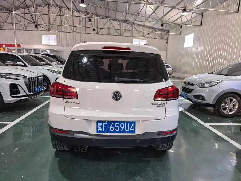 Volkswagen Tiguan — миниатюра 8