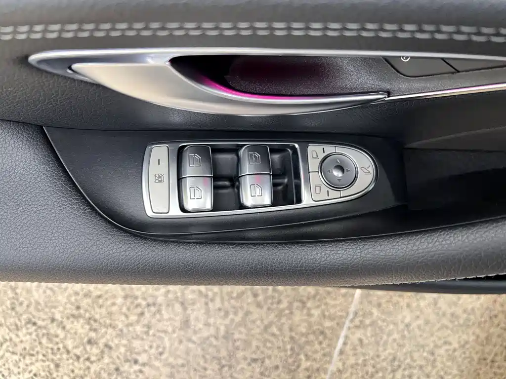 Mercedes-Benz AMG GT — миниатюра 17