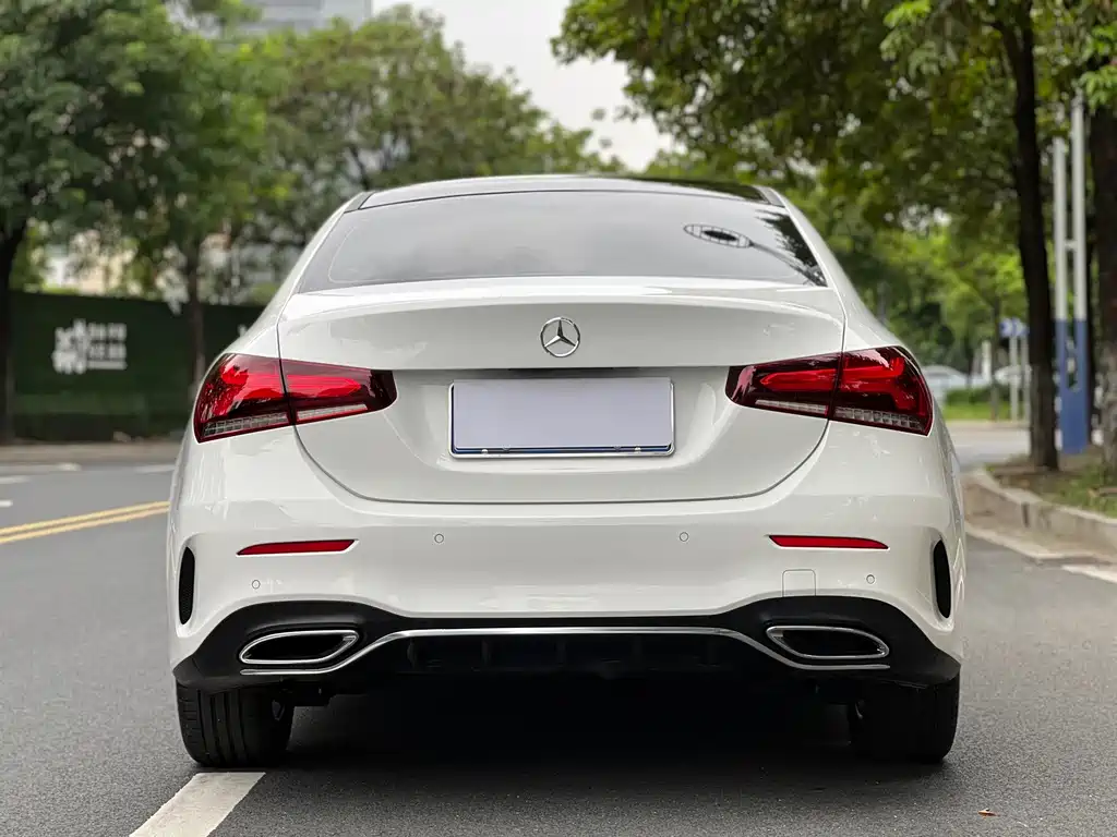 Mercedes-Benz A-Class — миниатюра 6