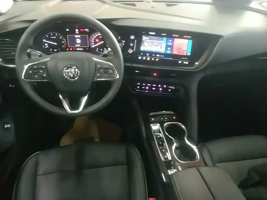 Buick Envision Plus — миниатюра 10