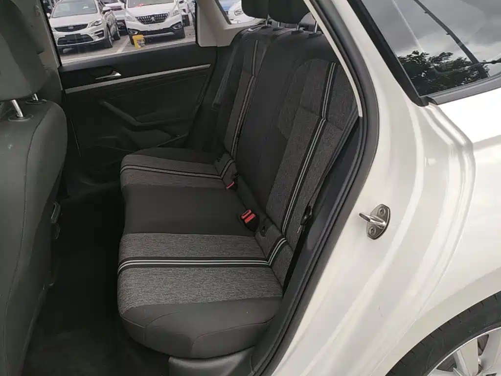 Volkswagen Lavida Pure Electric — миниатюра 17