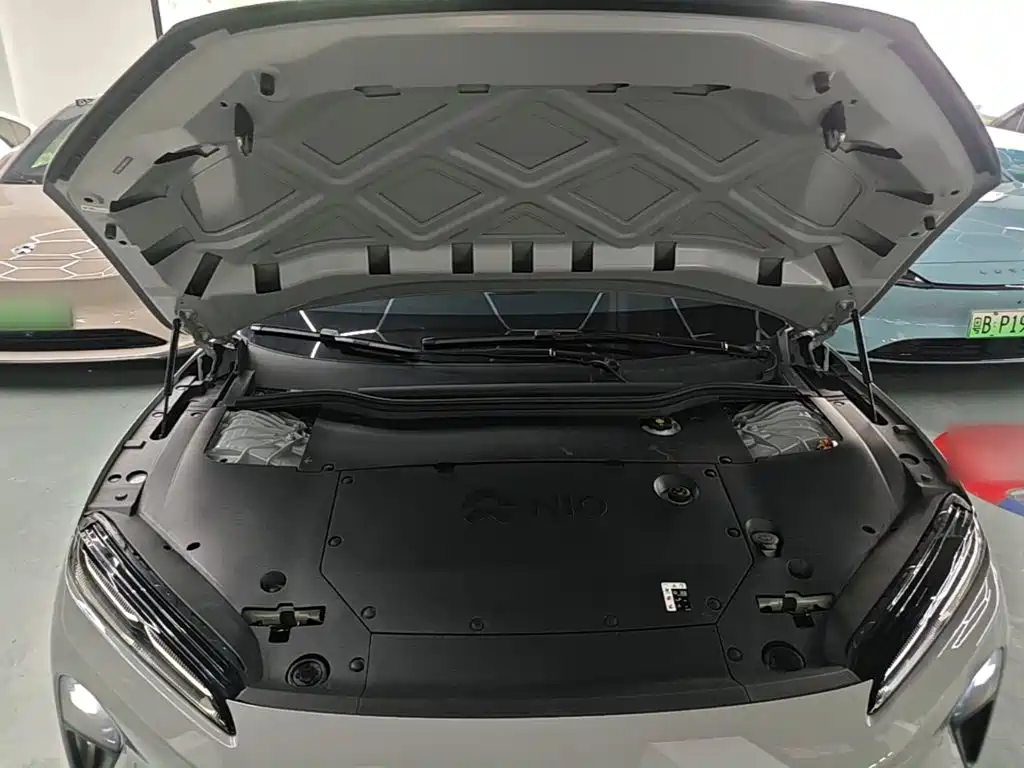 NIO ET5T — миниатюра 20