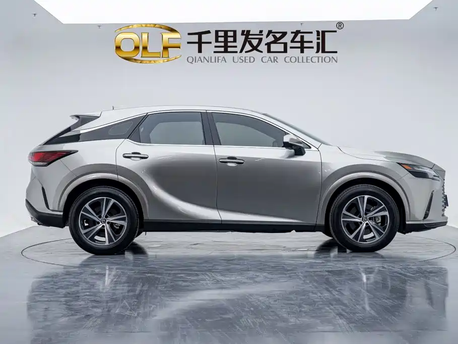 Lexus RX — миниатюра 4