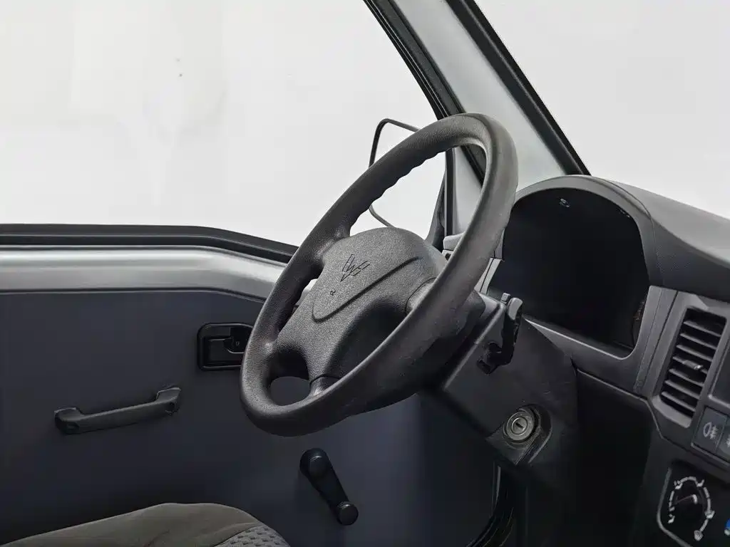 Wuling Zhiguang — миниатюра 22