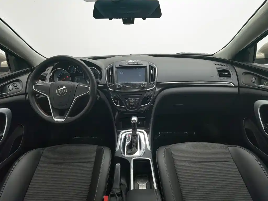 Buick Regal — миниатюра 5