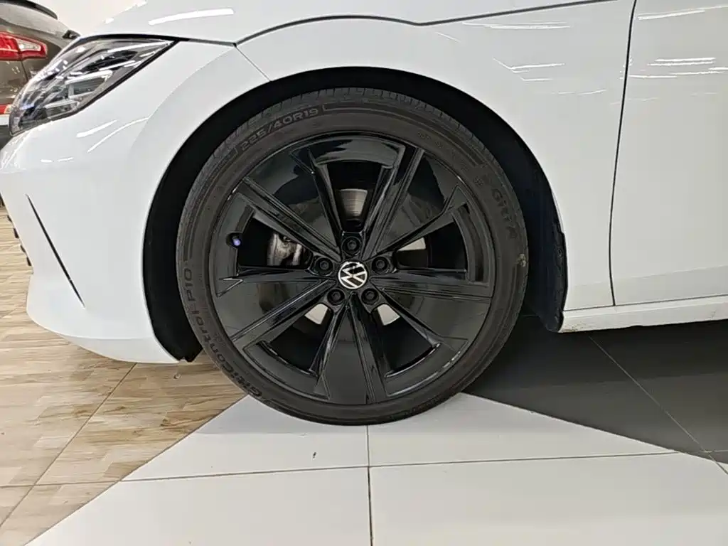 Volkswagen Lamando — миниатюра 23